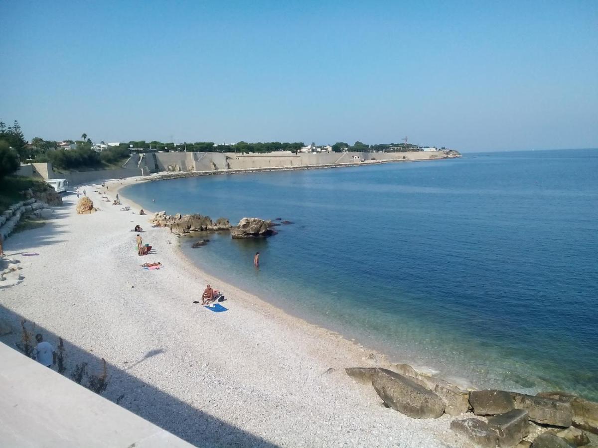 Centrale56 Bisceglie Luaran gambar
